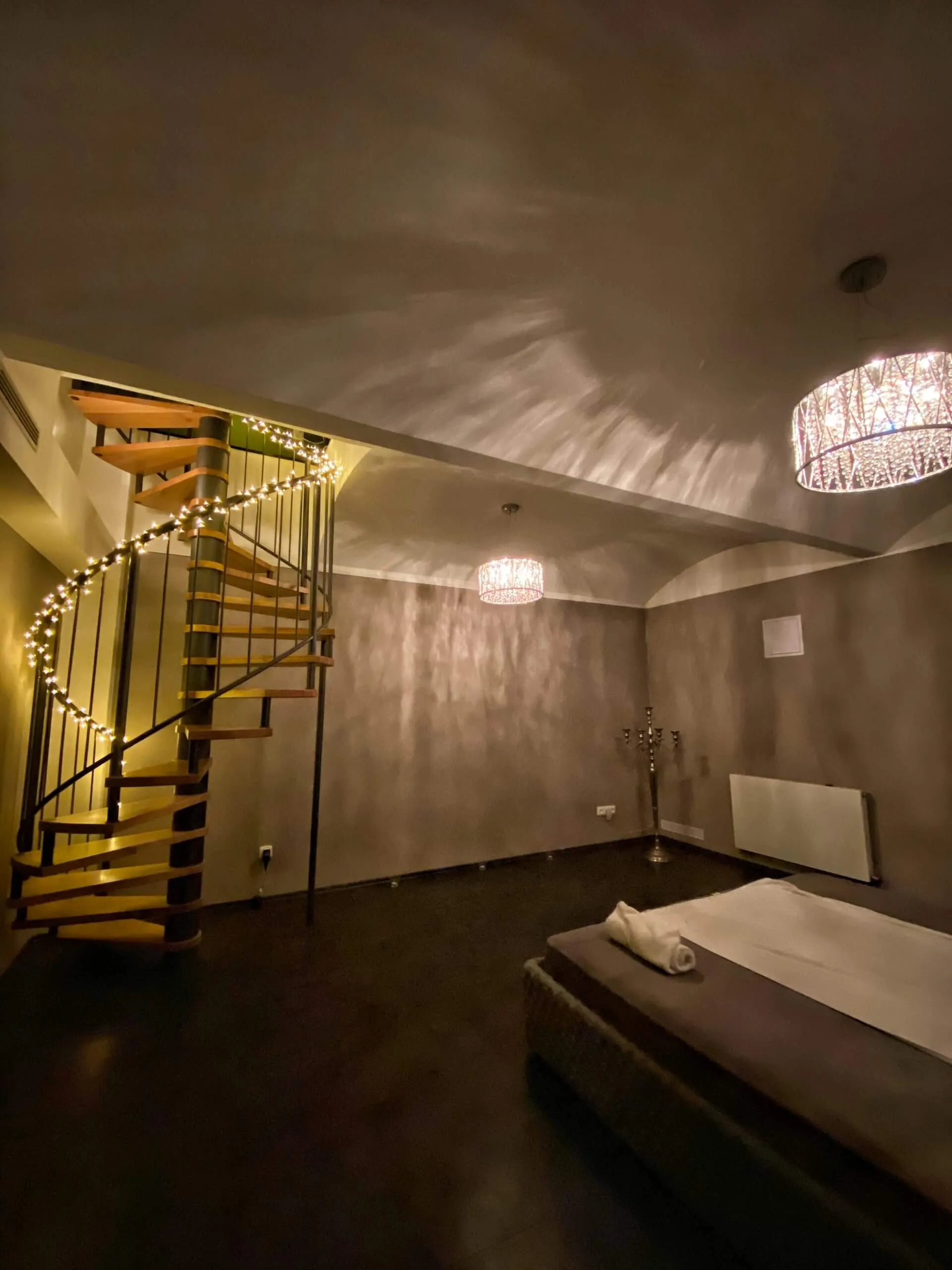 Relax Point 66 — Jecna 10, Prague 2